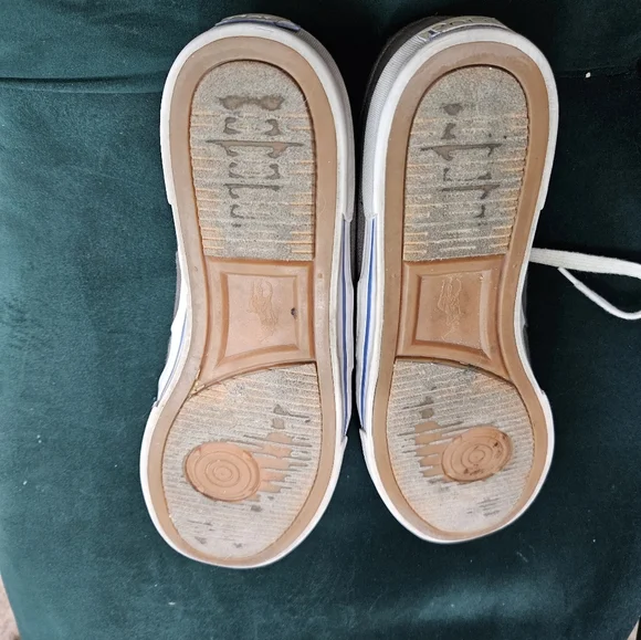 Polo by Ralph Lauren Gray Canvas Sneakers Size 13D - Picture 5 of 9